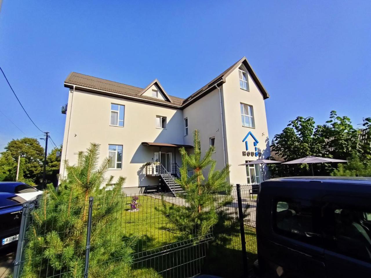 Apartments Bis House Dnipro Exterior photo