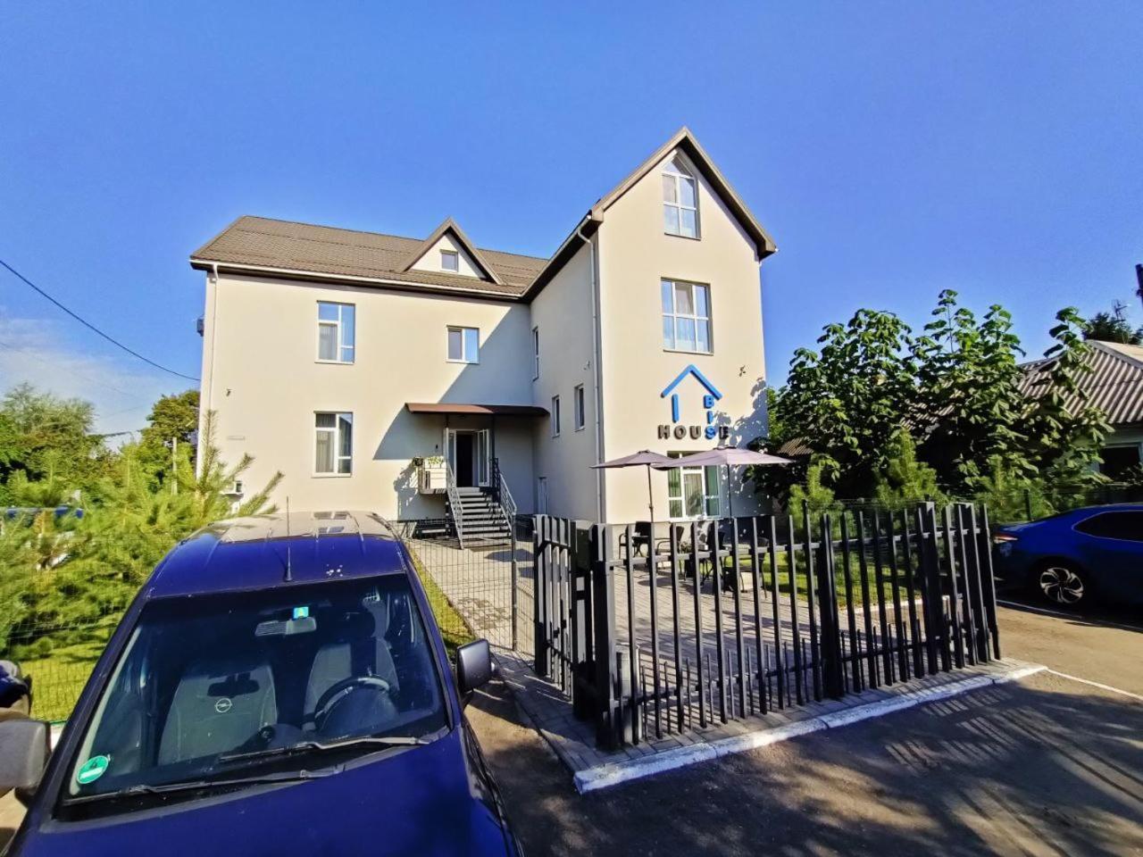 Apartments Bis House Dnipro Exterior photo